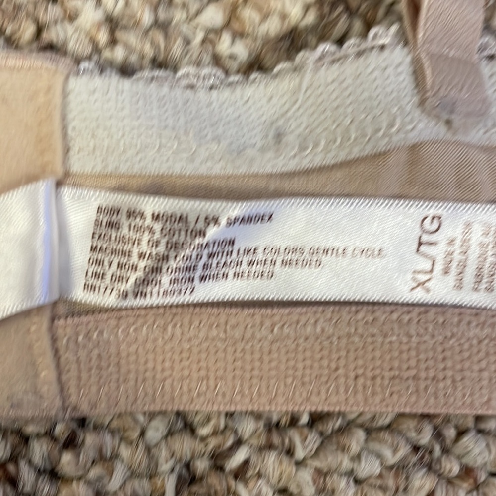 Gilligan & O’Malley Nude nursing bra with lace detail XL - Picture 8 of 8